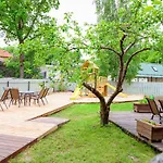 With Free Parking 4*